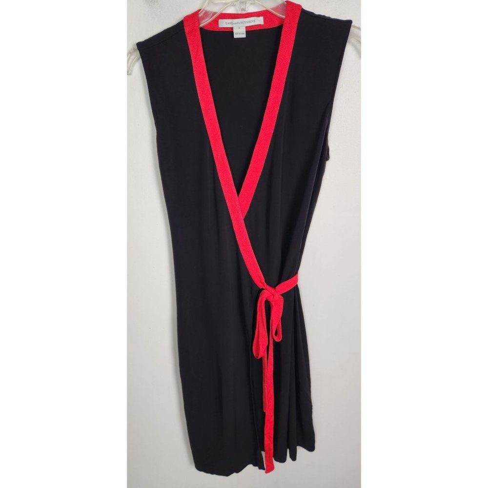 Diane Von Furstenberg Women's Sz. 6 Black & Red Trim Sleeveless Wrap Dress